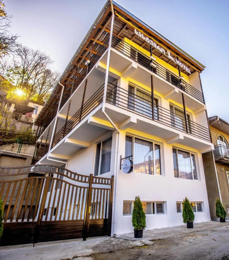 Hotel Caucasus Borjomi Exterior photo